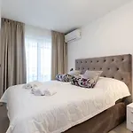 Πανσιόν Nar